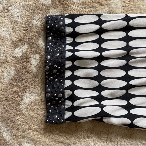 St. John Long Sleeve Silk Mini Dress Black White Dot Print Studded V Neck Size P - Picture 13 of 15